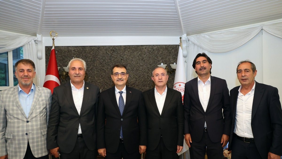 AK Parti Ağrı İl Başkanı Özyolcu: Diyadin, Hamur ve Tutak’ta Doğalgaz çalışmalarına başlanacaktır
