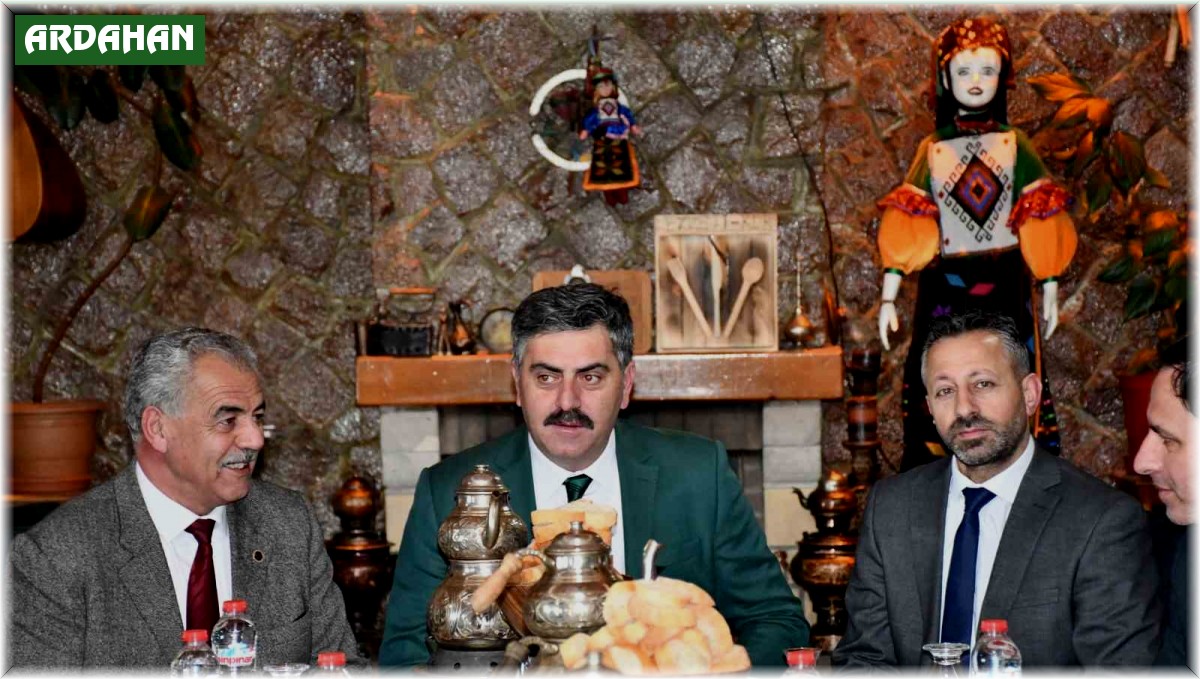 AK Parti Ardahan Belediye Başkan Adayı Baydar, basınla buluştu