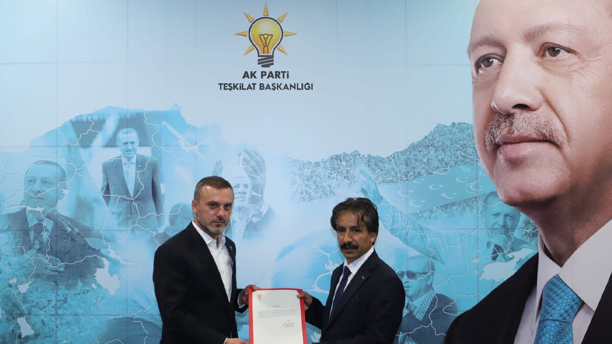 AK Parti Diyadin İlçe Başkanlığına Orhan Özden atandı