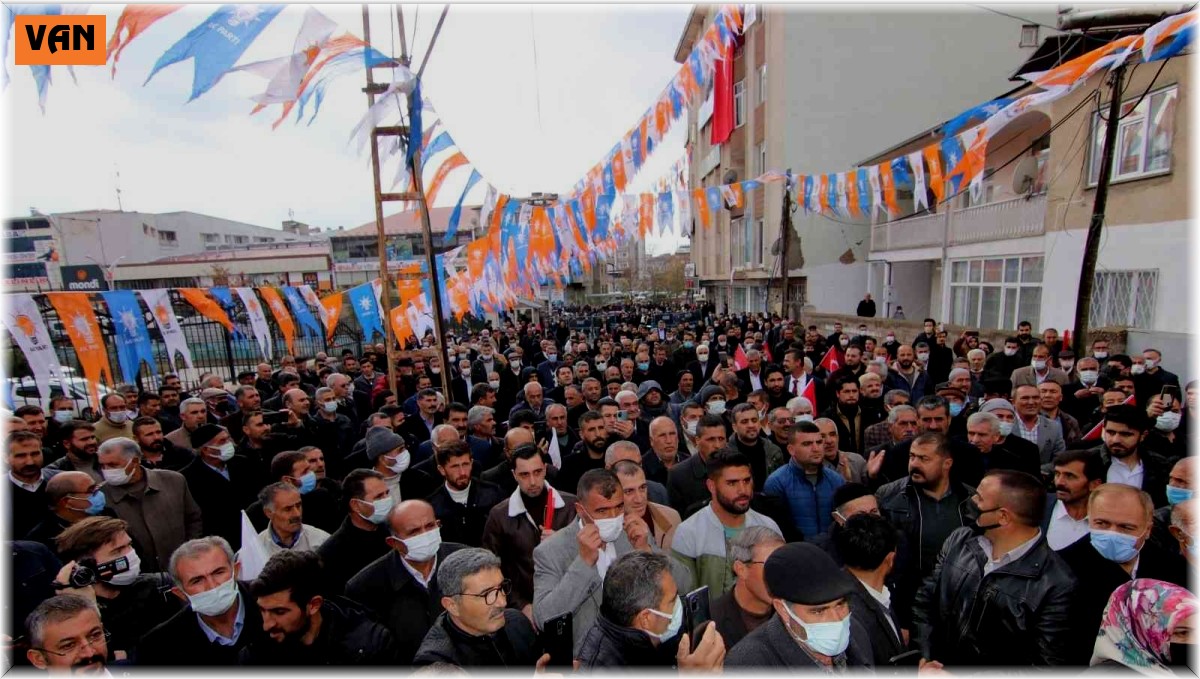 AK Parti Erciş İlçe Başkanlığına İzzet Albayrak atandı