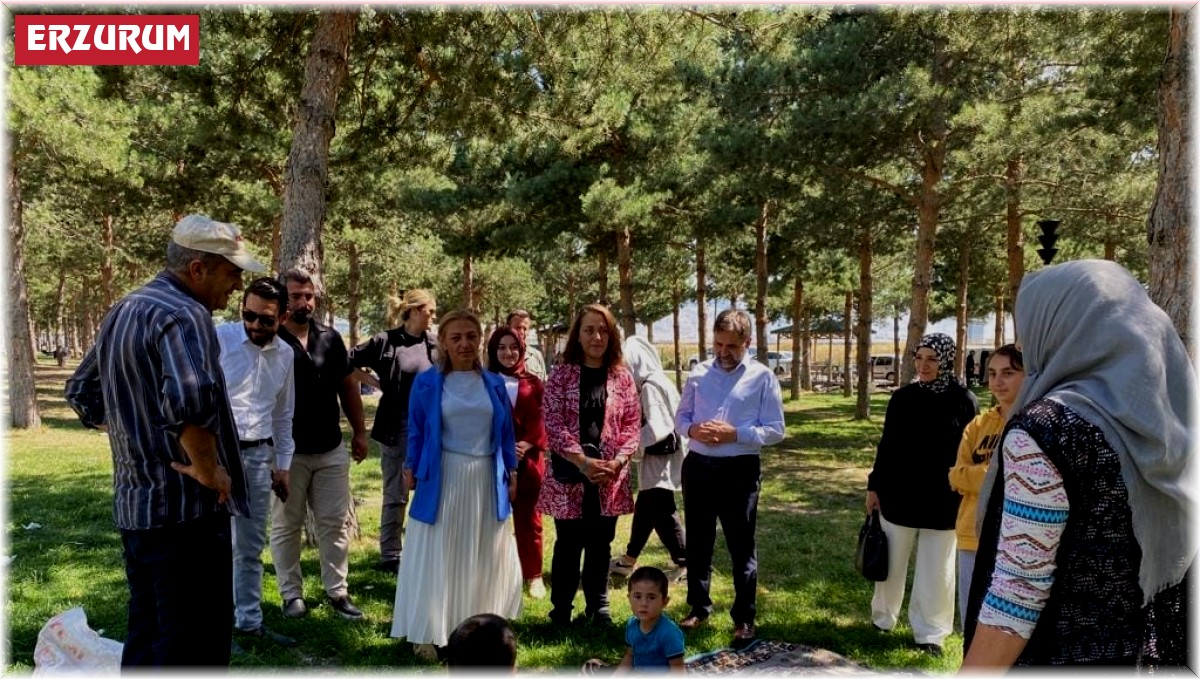 Ak Parti Erzurum'da saha turlarını hızlandırdı