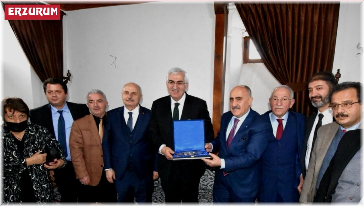 AK Parti Erzurum Milletvekili Öz, Kent Konseyi'ni ziyaret etti