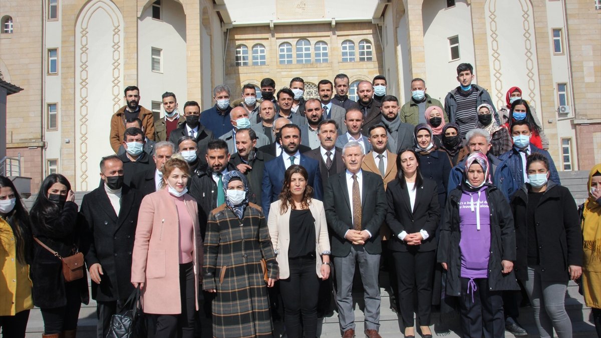 AK Parti Hakkari İl Başkanı Özbek, mazbatasını aldı