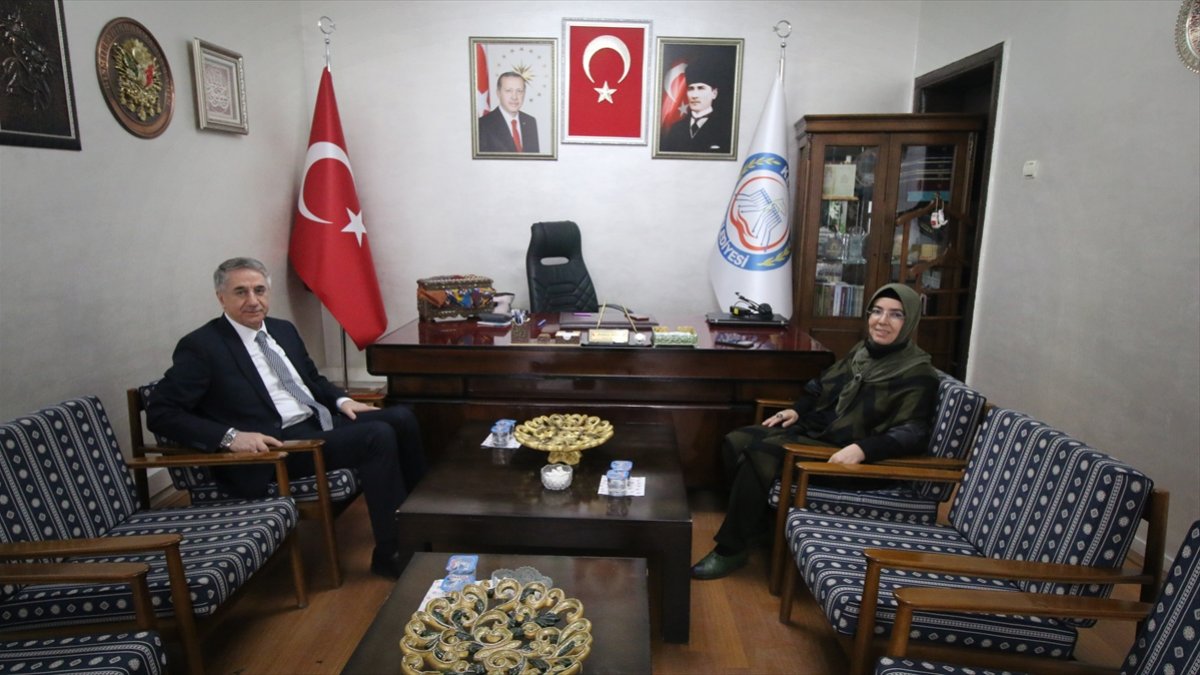 AK Parti Yerel Yönetimler Başkan Yardımcısı Mücahit Yanılmaz'dan Keban Belediyesine ziyaret