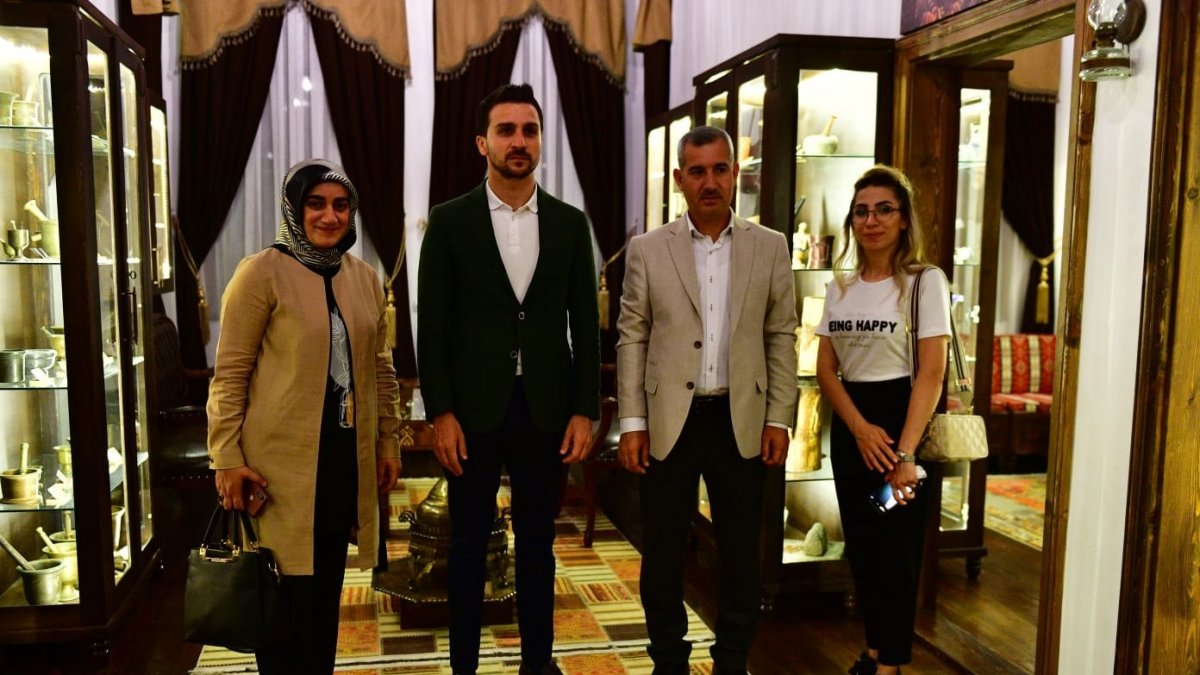 AK Partili Arvas'dan, Yeşilyurt lezzet caddesine tam not