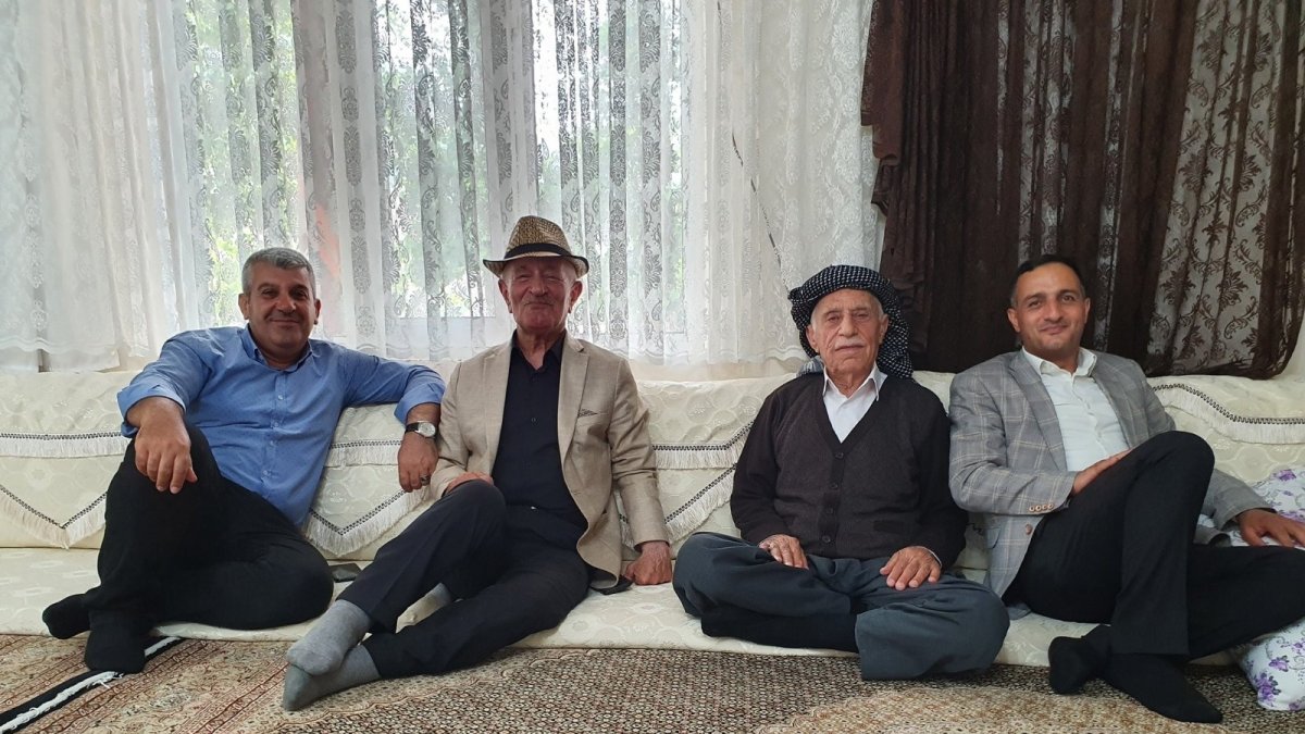 AK Partili Koordinatör Tarhan köyleri ziyaret etti