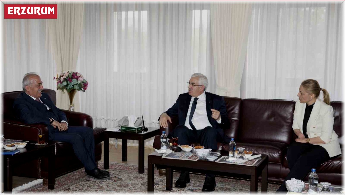 Ak Partili Öncü ve Öz'den Rektör Çomaklı'ya ziyaret