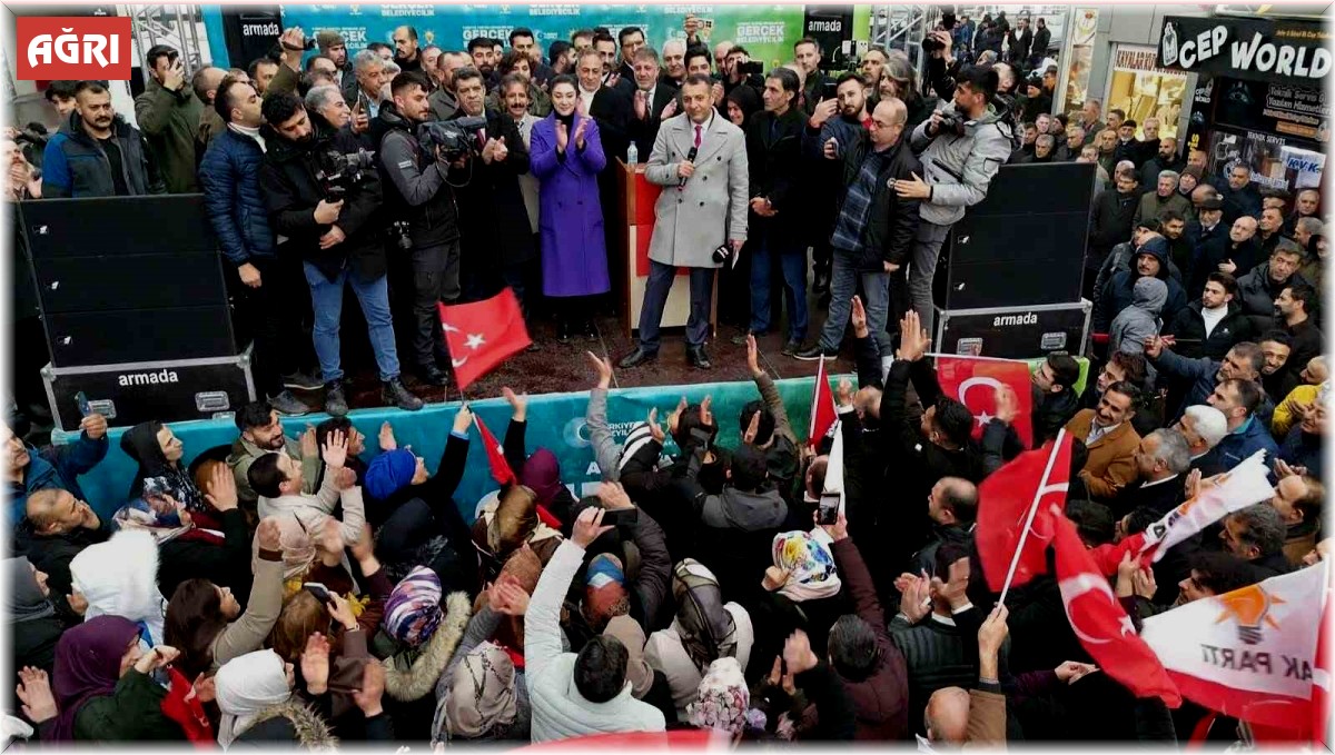 AK Parti’nin Ağrı adayı Mehmet Salih Aydın, kalabalık ve konvoy eşliğinde karşılandı