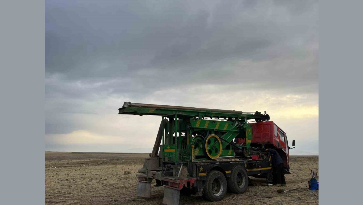 Akyaka 53 metreden su çıktı