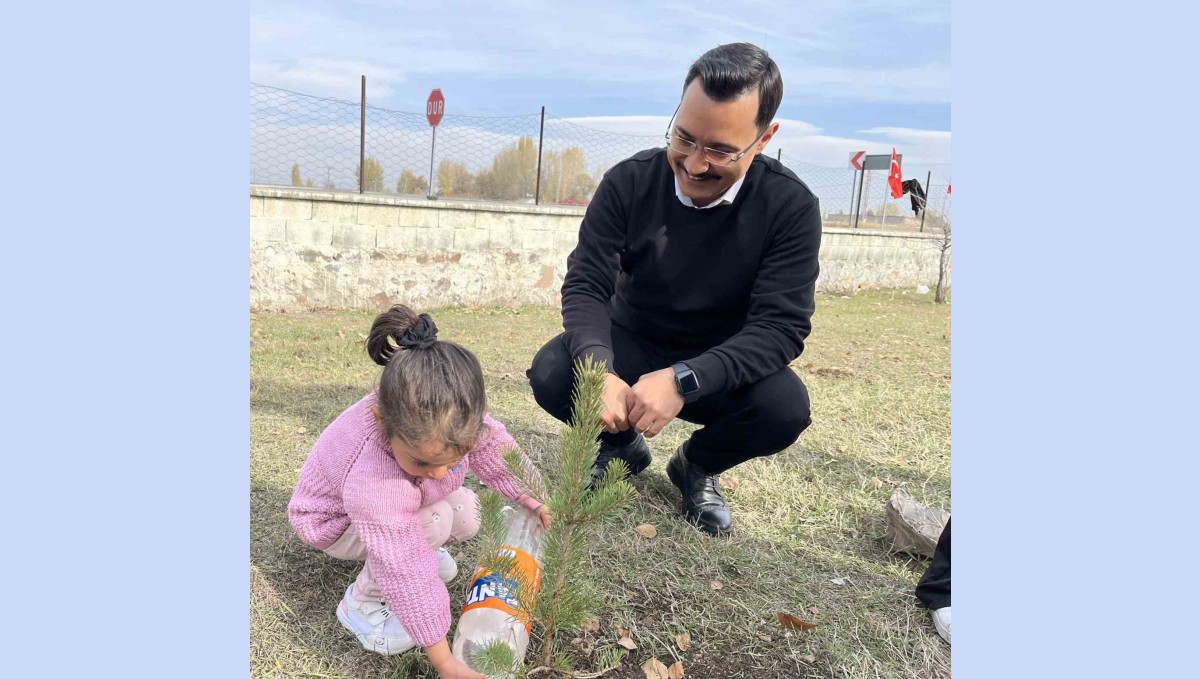 Akyaka'da fidan dikimi etkinliği