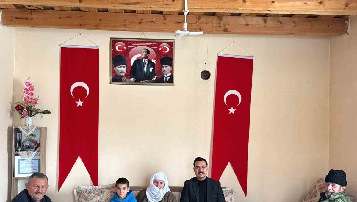 Akyaka Kaymakamı İsmail Demirtaş, köy ziyaretlerini sürdürüyor