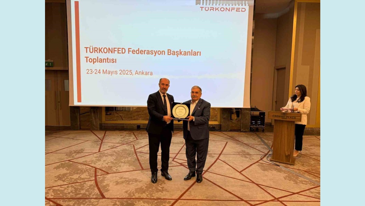 Alim'den, Öğücü'ye teşekkür plaketi