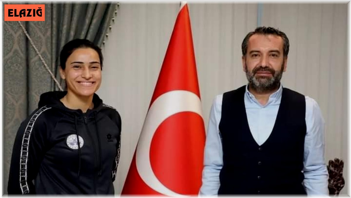 Aliye Demirbağ, olimpiyat müsabakaları için Ukrayna'da