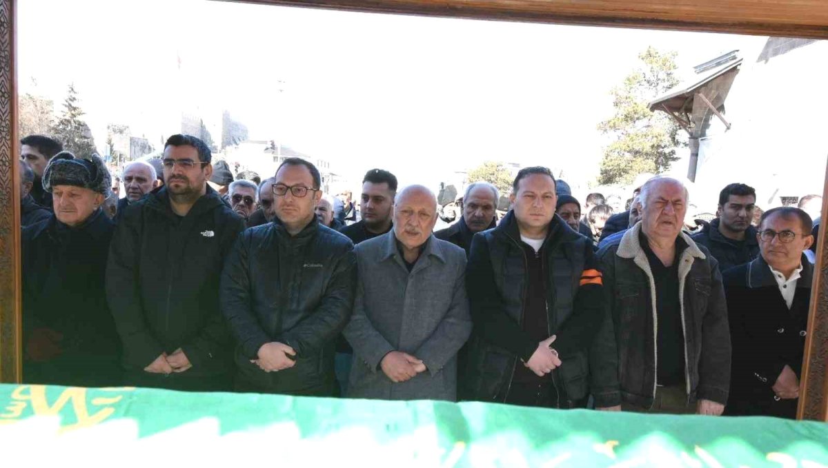 Alper Eminoğlu'nun anne acısı