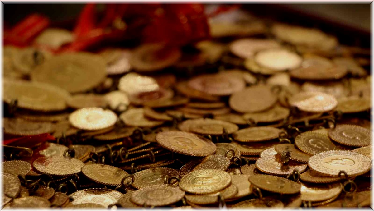 Altınla beraber sahtesi de arttı, kuyumcular başkanı uyardı