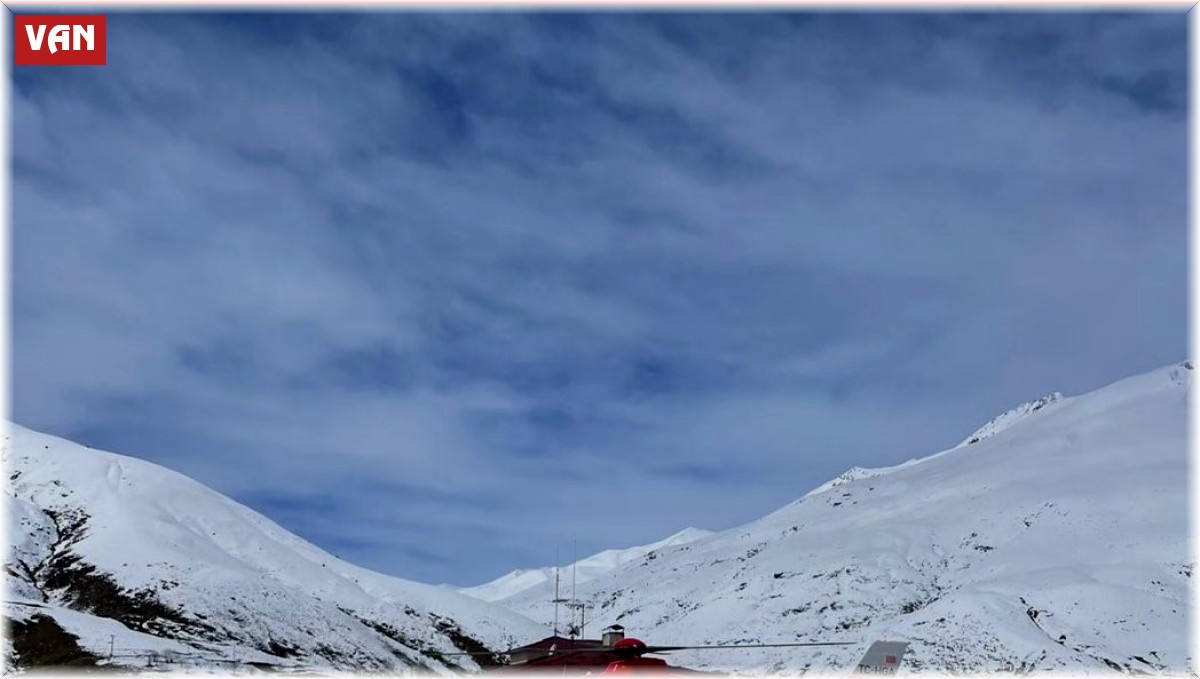 Ambulans helikopter 49 yaşındaki hasta için havalandı