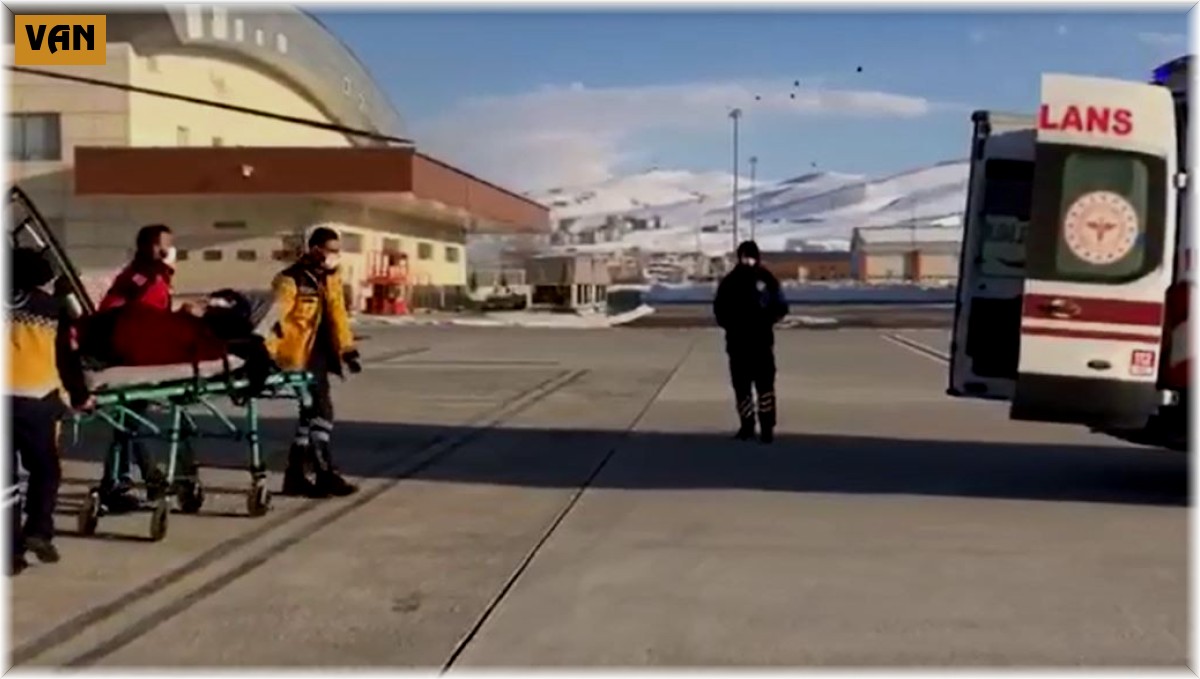 Ambulans helikopter KOAH hastası kadın için havalandı