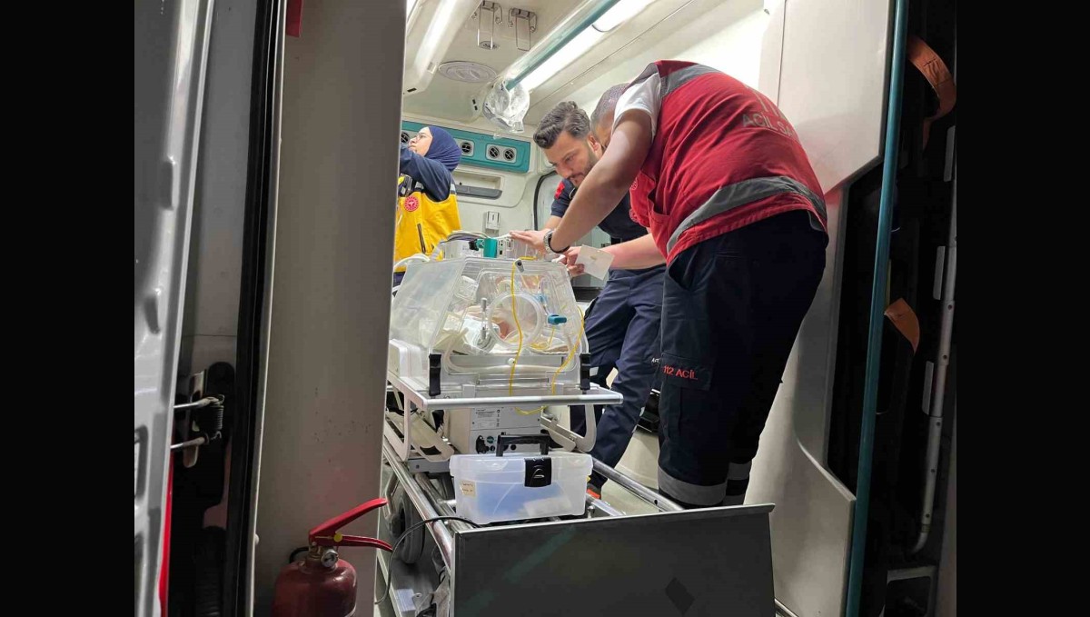 Ambulans uçak Selin bebek için havalandı