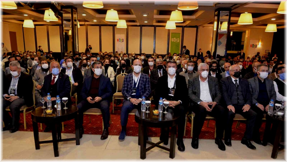 Anadolu buluşmalarının 8.si Erzurum'da düzenlendi