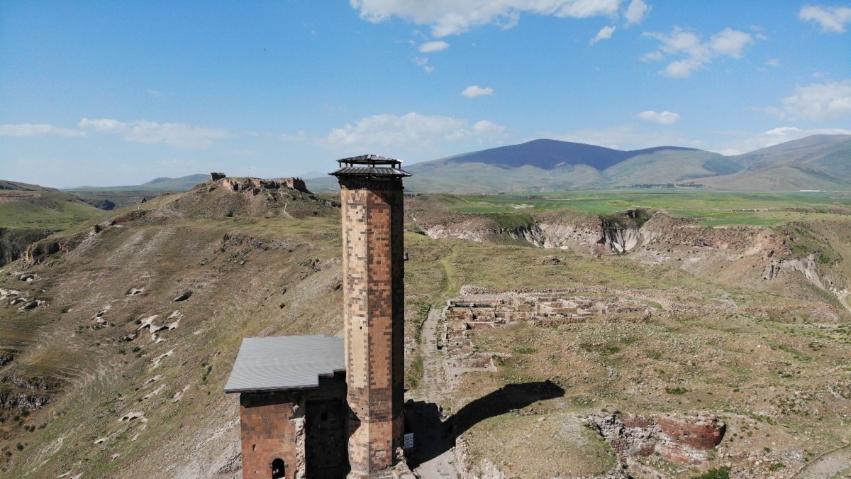 Anadolu'daki ilk Türk camisi ibadete açılacak