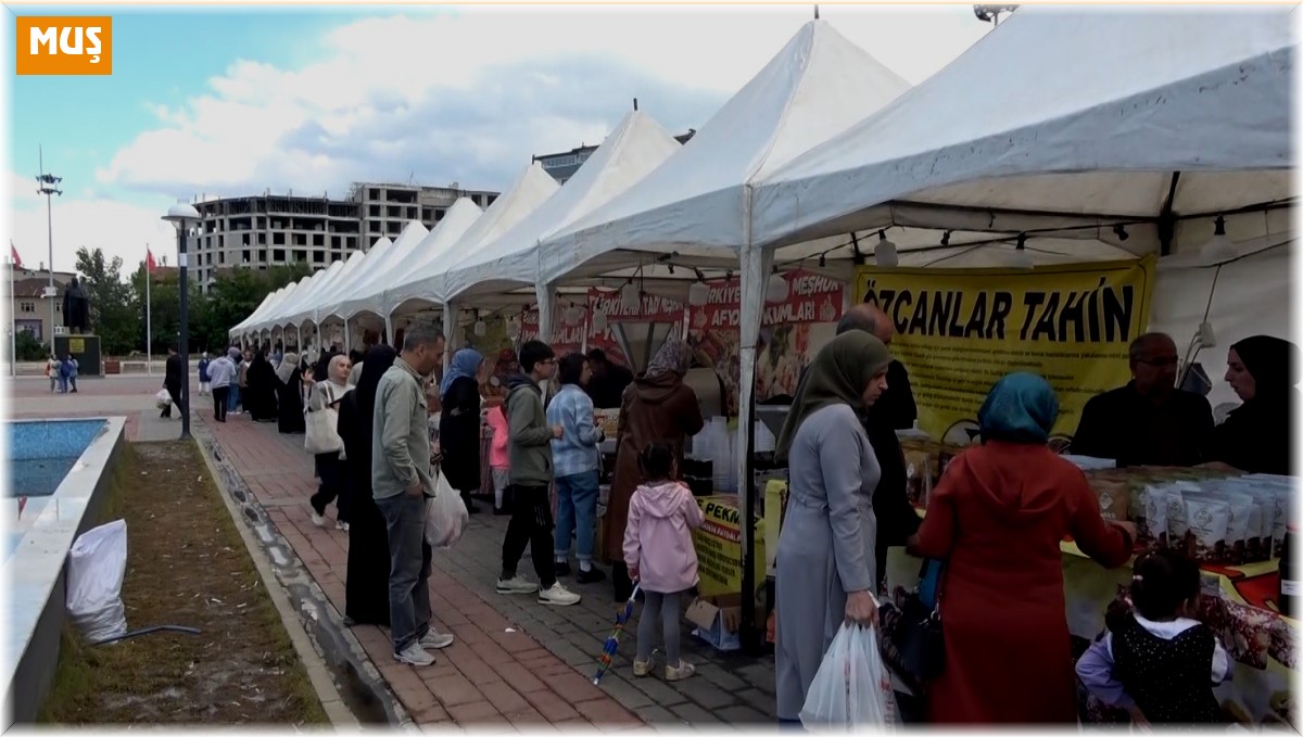 Anadolu'nun lezzetleri Muş'ta vatandaşlarla buluştu