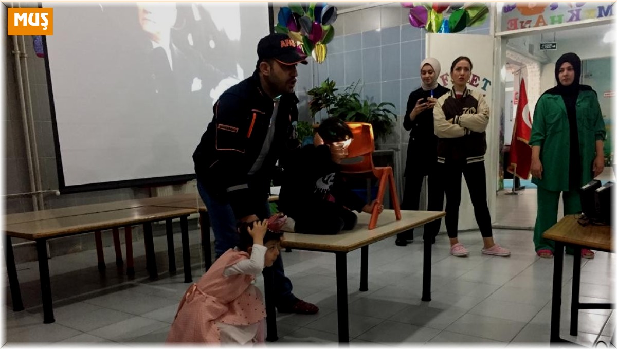 Anasınıfı öğrencilerine AFAD eğitimi