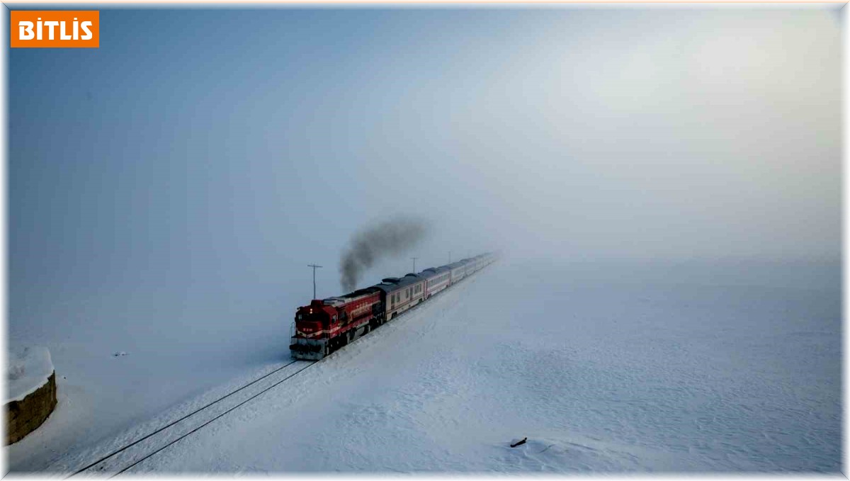 Ankara-Tatvan turistik treni seferlere başlıyor
