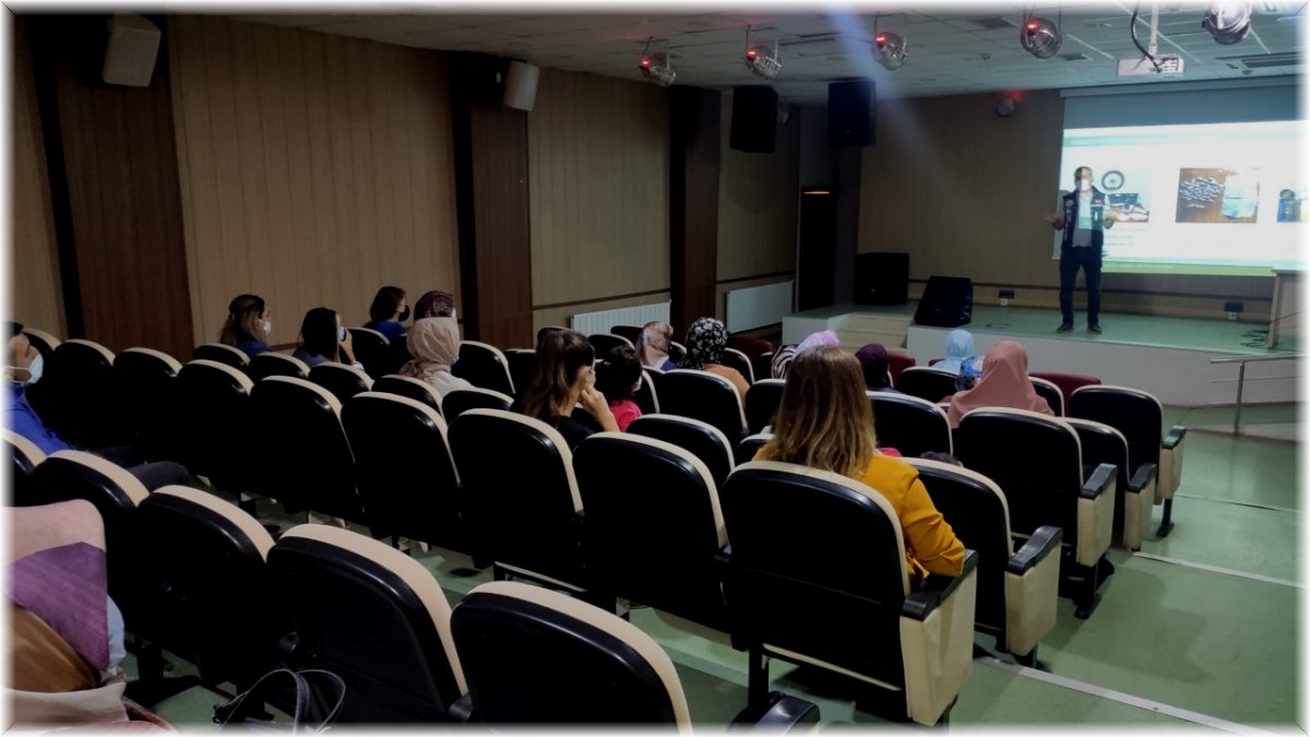 Annelere uyuşturucunun zararları anlatıldı