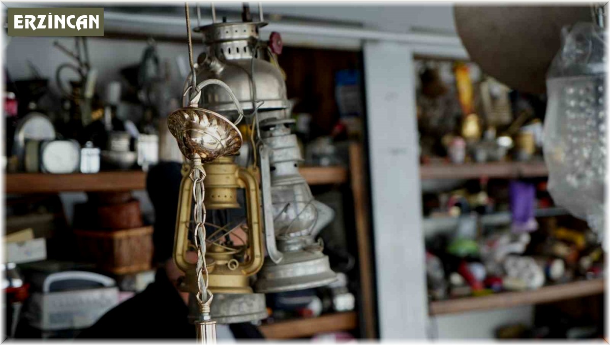 Antika eşyalar bağ evlerinin şark köşelerine süs oluyor