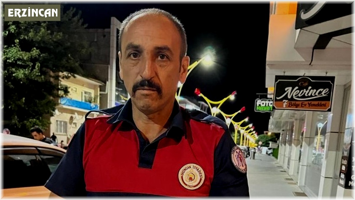 Araçta sıkışan yavru kedi itfaiye ekiplerince kurtardı