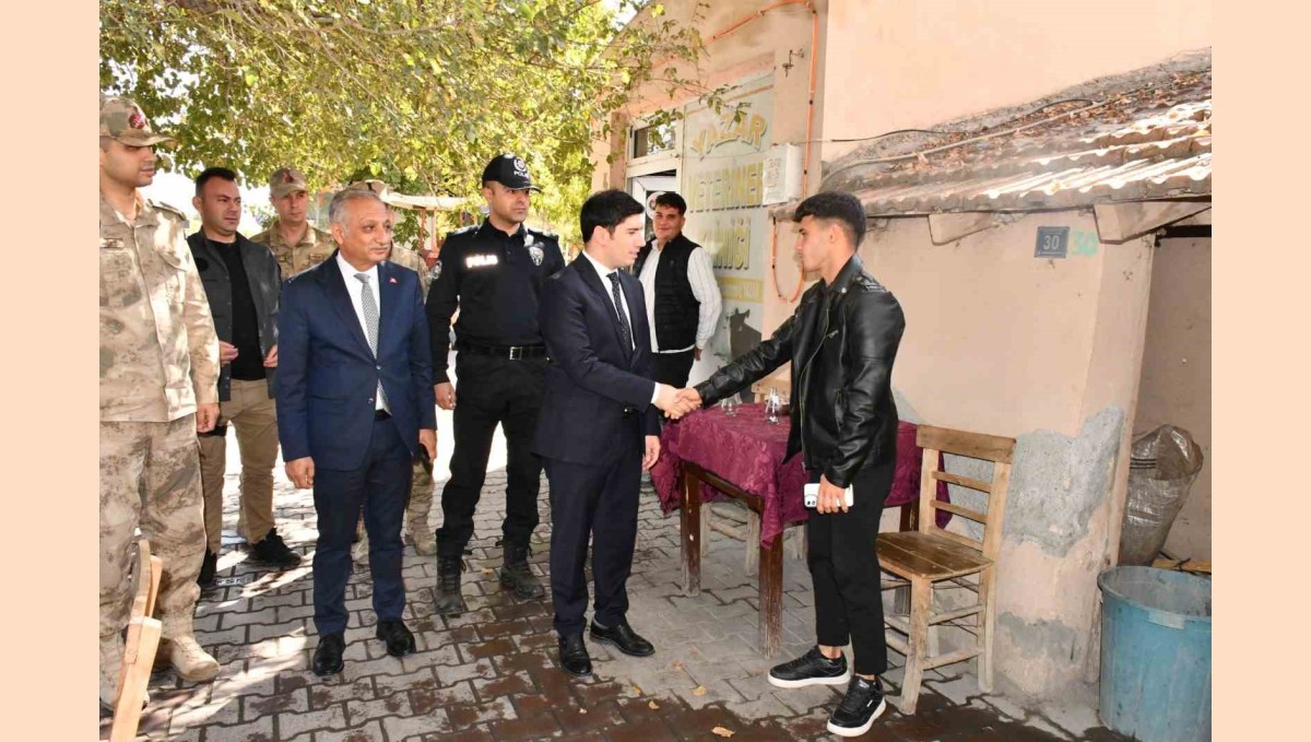 Aralık Kaymakamı Gülnar, esnaf ve vatandaşların taleplerini dinledi