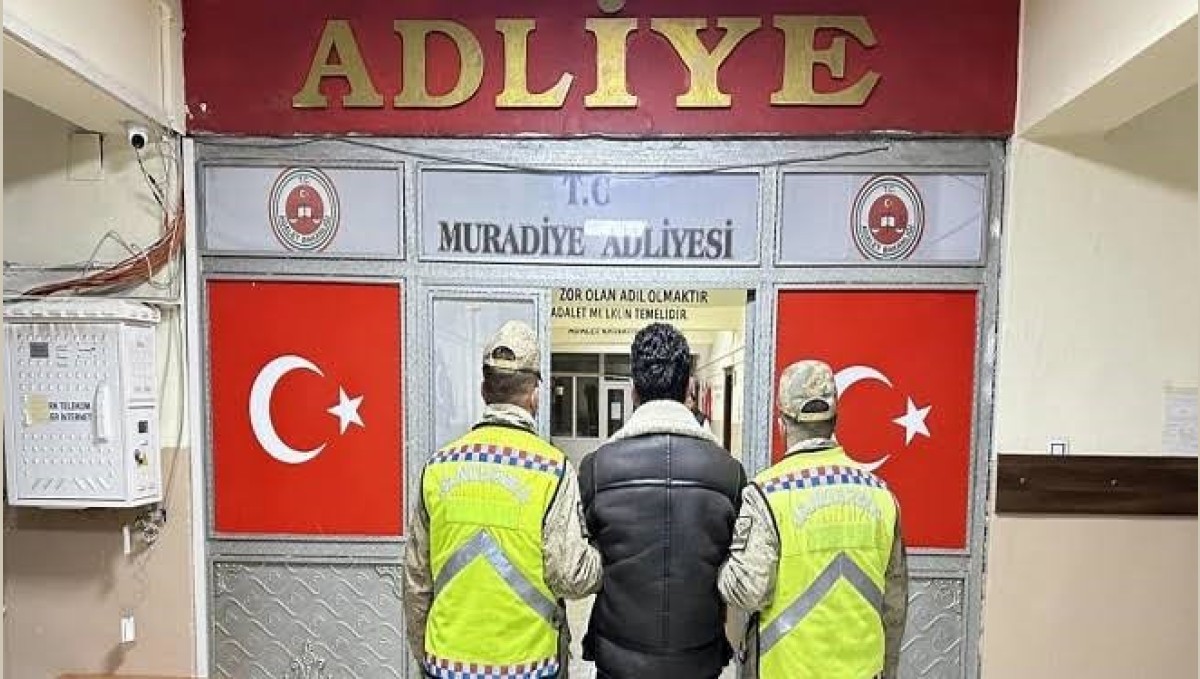 Aranan şahıs jandarma tarafından yakalandı