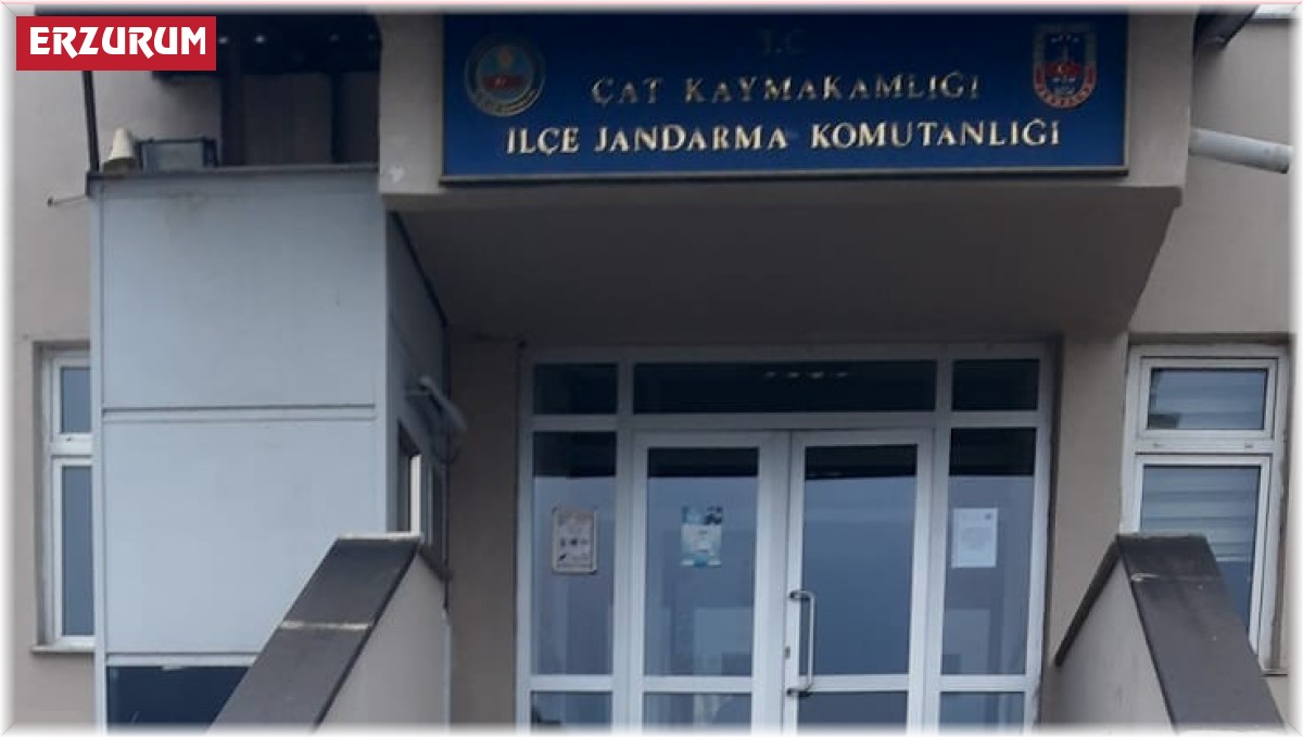 Aranan şahıslar Jandarmadan kaçamadı