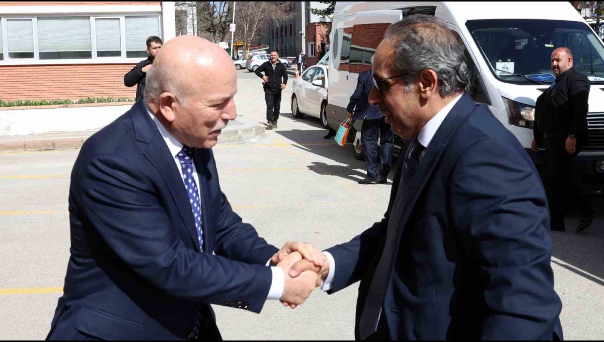 Arap devletleri ligi büyükelçileri Erzurum'a hayran kaldı