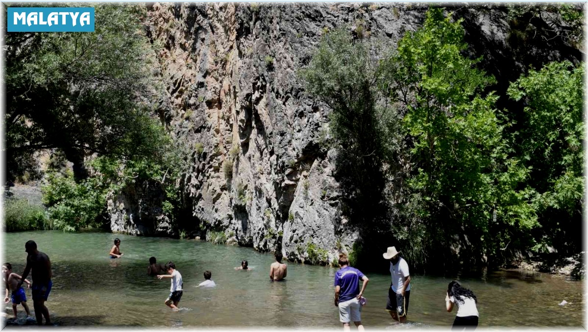 Arapgir Kozluk Çayı 3 ayda 50 bin ziyaretçiyi ağırladı