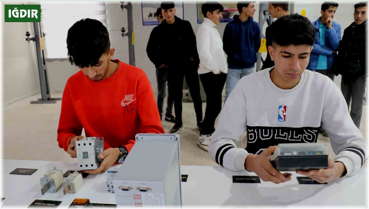 Aras EDAŞ'tan eğitime "atölye" desteği