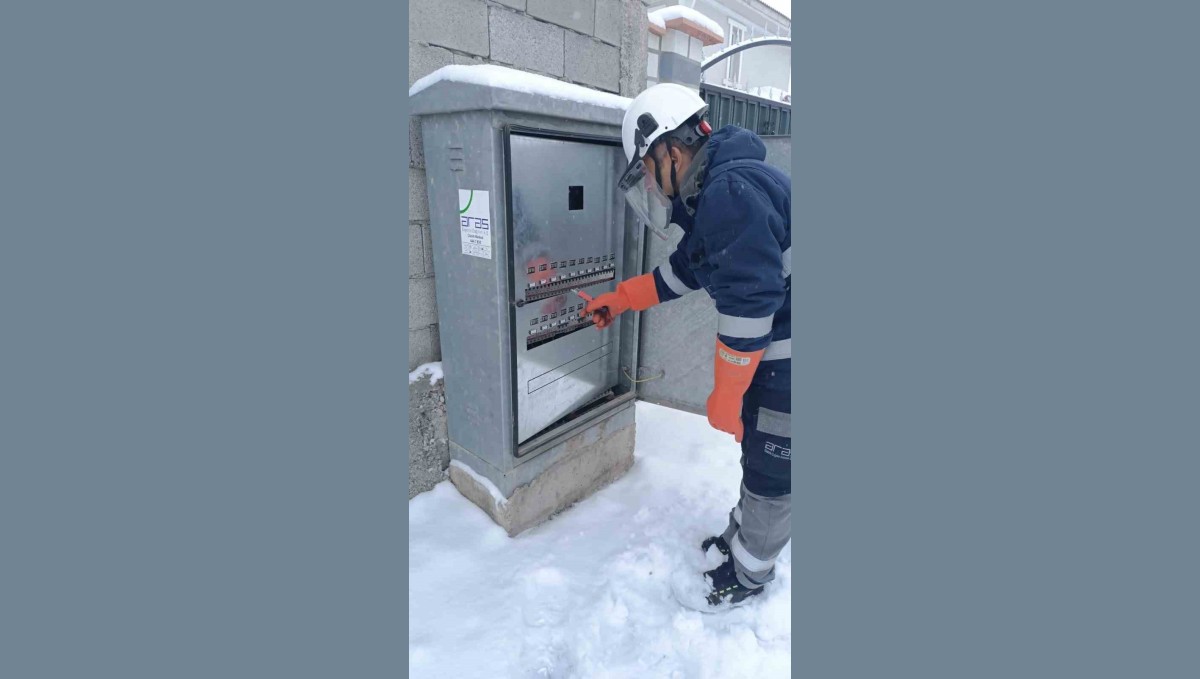 Aras EDAŞ'tan yeni yıla kesintisiz enerji mesaisi