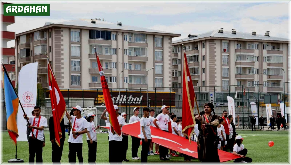 Ardahan'da 19 Mayıs coşkuyla kutlandı