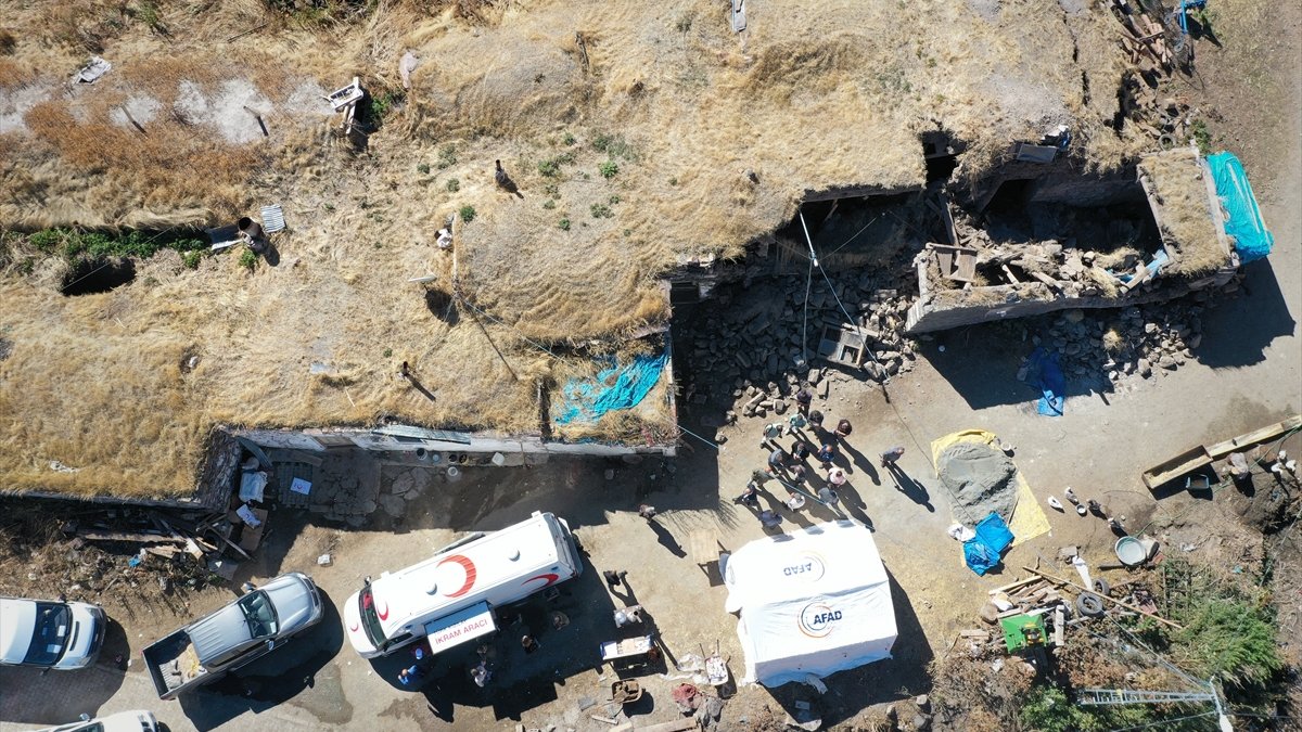 Ardahan'da 4 büyüklüğünde deprem