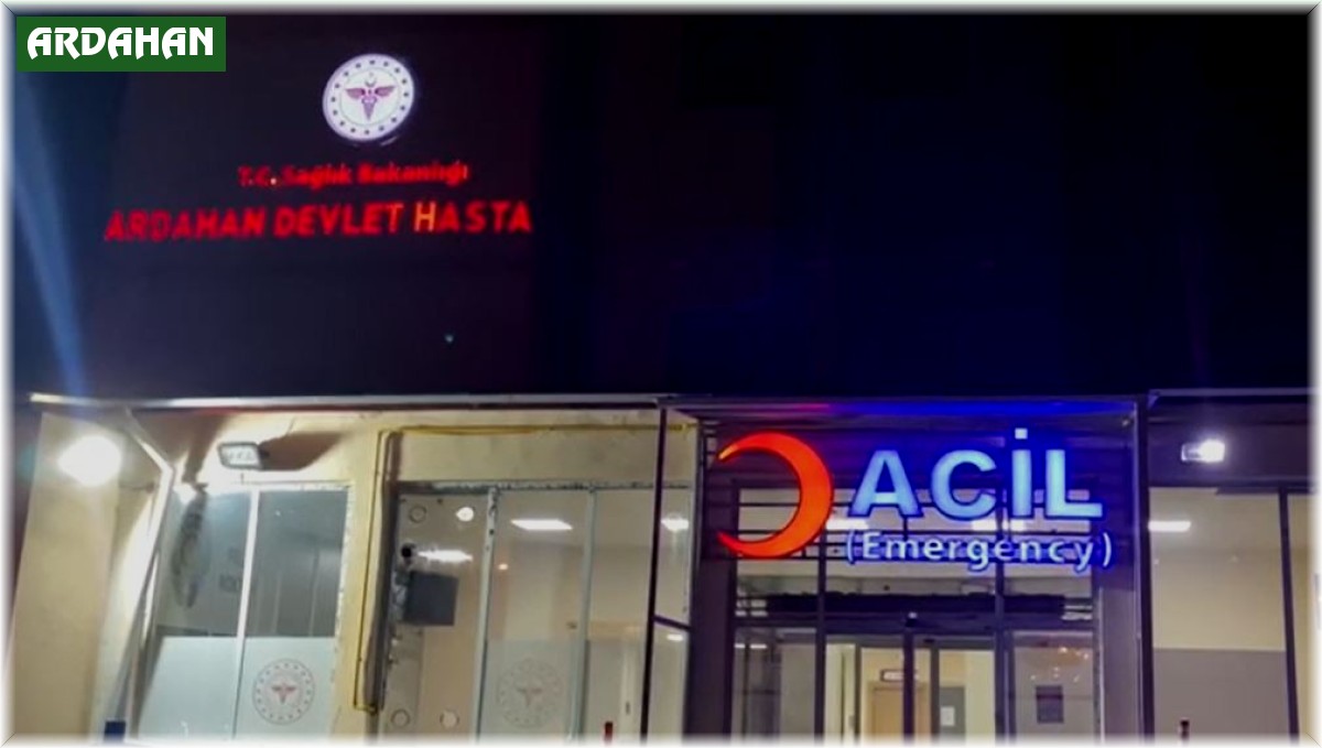 Ardahan'da 8 üniversite öğrencisi yemekten zehirlendi