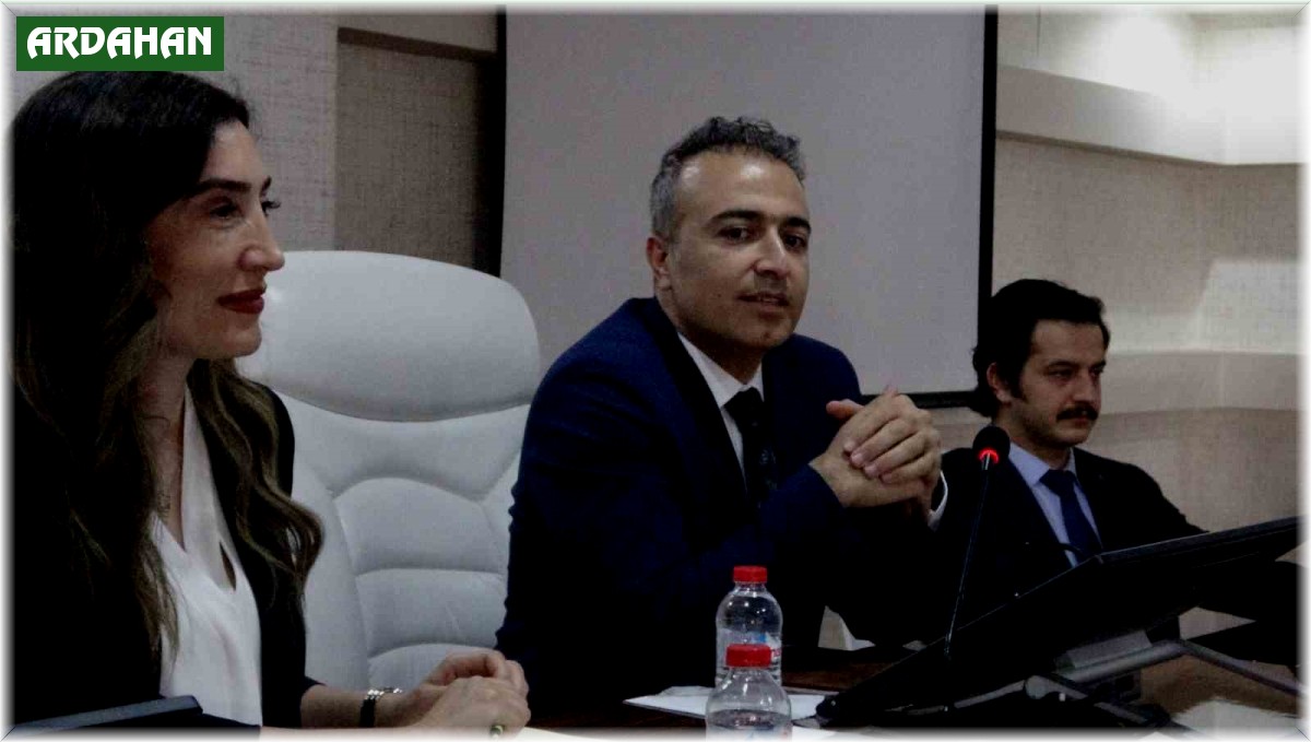 Ardahan'da Alevi sorunları masaya yatırıldı