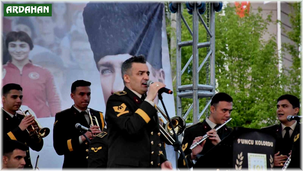 Ardahan'da askeri bandoya yoğun ilgi