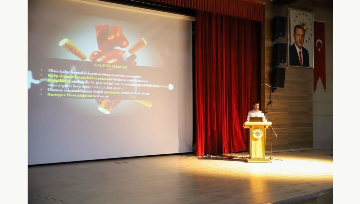 Ardahan'da "Bağımlılıkla Mücadele Konferansı" düzenlendi