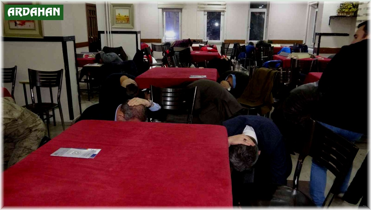 Ardahan'da "Çök Kapan Tutun" tatbikatı yapıldı