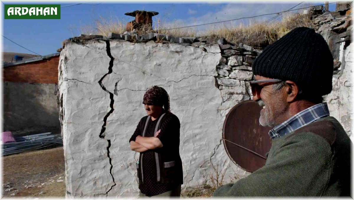 Ardahan'da depremde hasar oluşan köylerde 651 çadır kuruldu