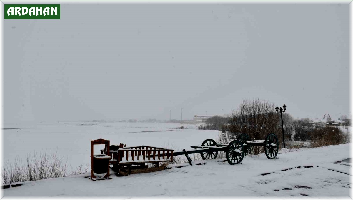 Ardahan'da kar yağışı sonrası kartpostallık görüntüler