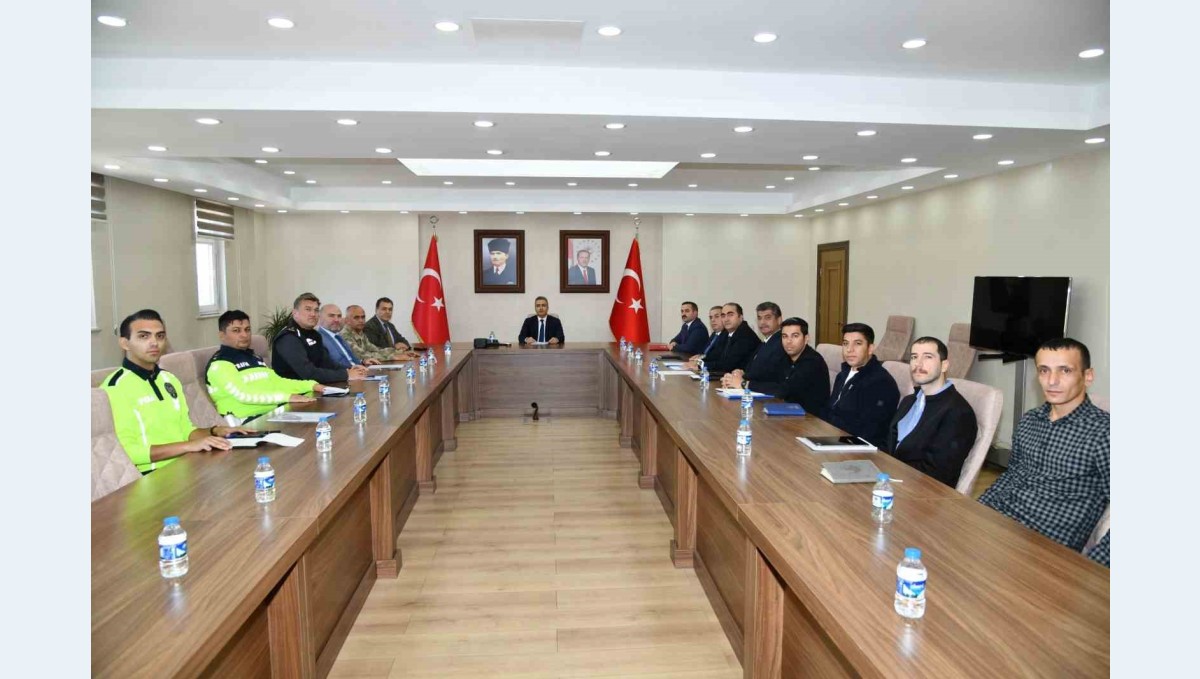 Ardahan'da Karayolları Trafik Güvenliği Toplantısı gerçekleştirildi