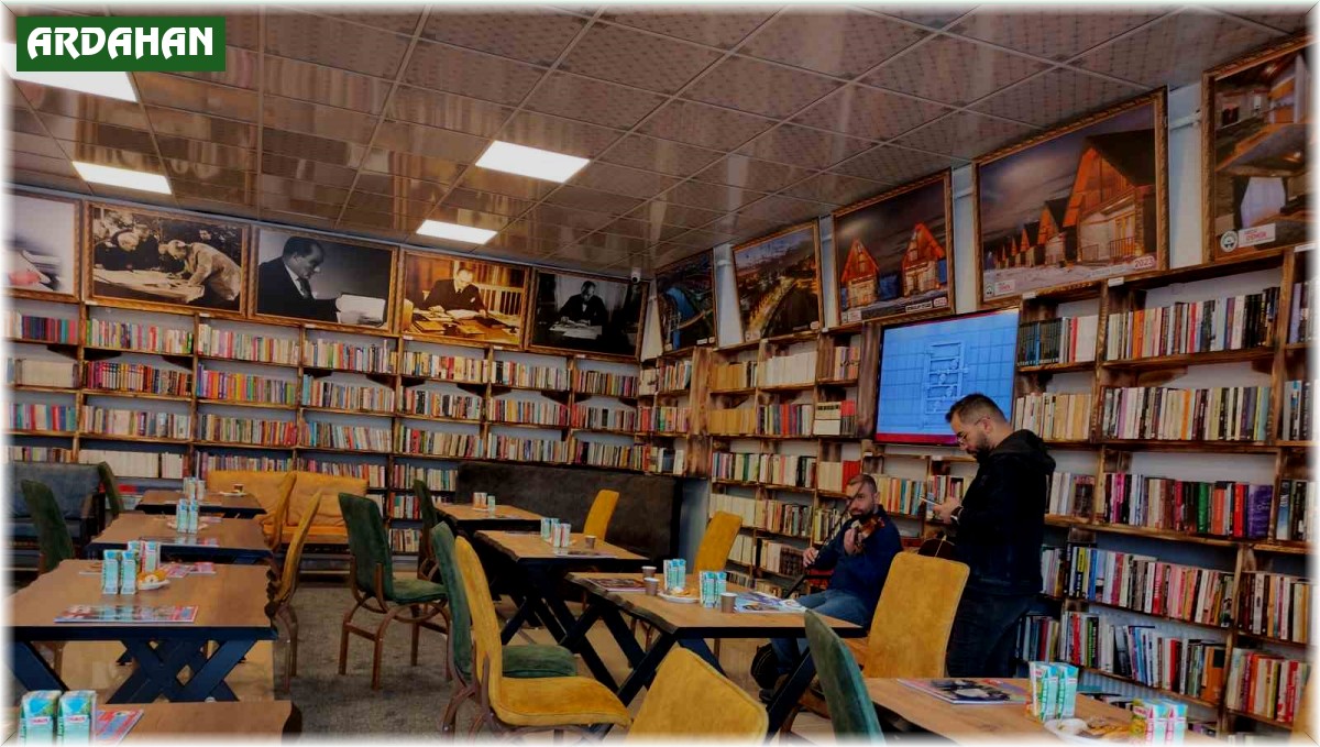 Ardahan'da Kitap Kafe hizmete girdi