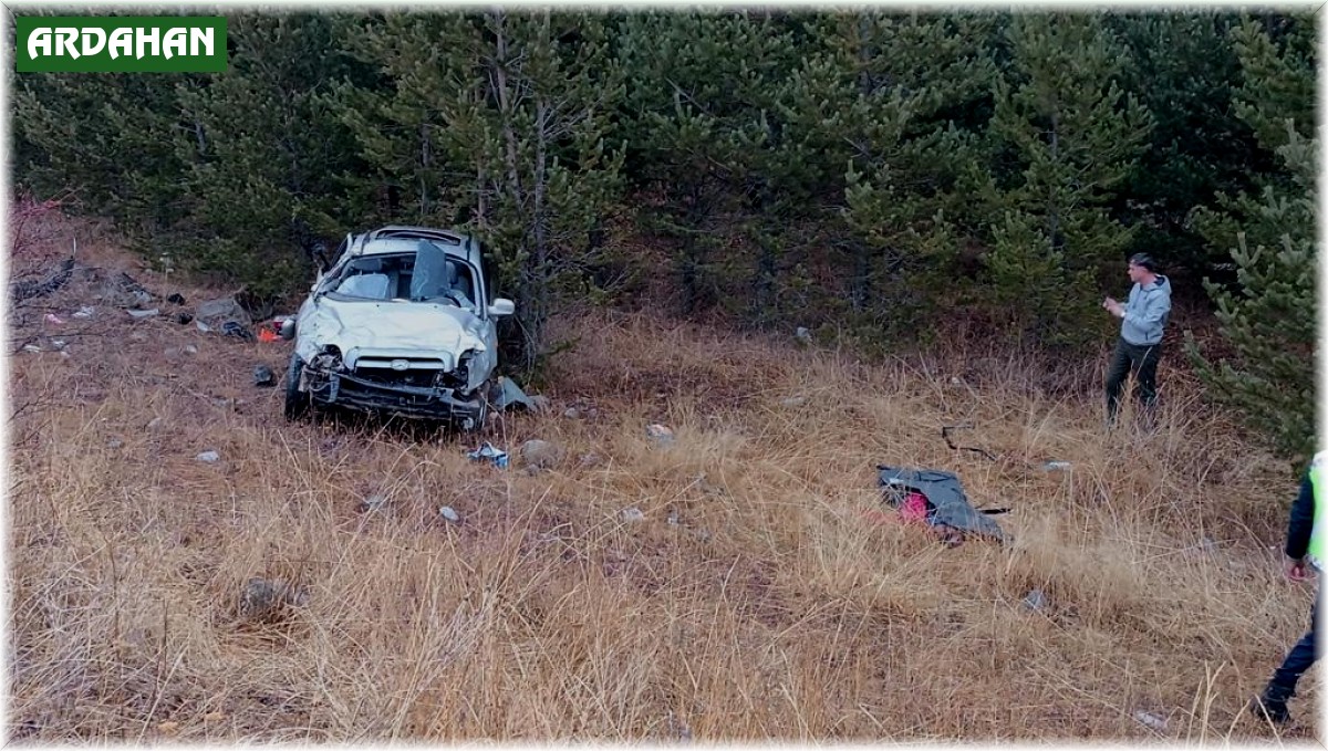 Ardahan'da otomobil şarampole devrildi: 1 ölü