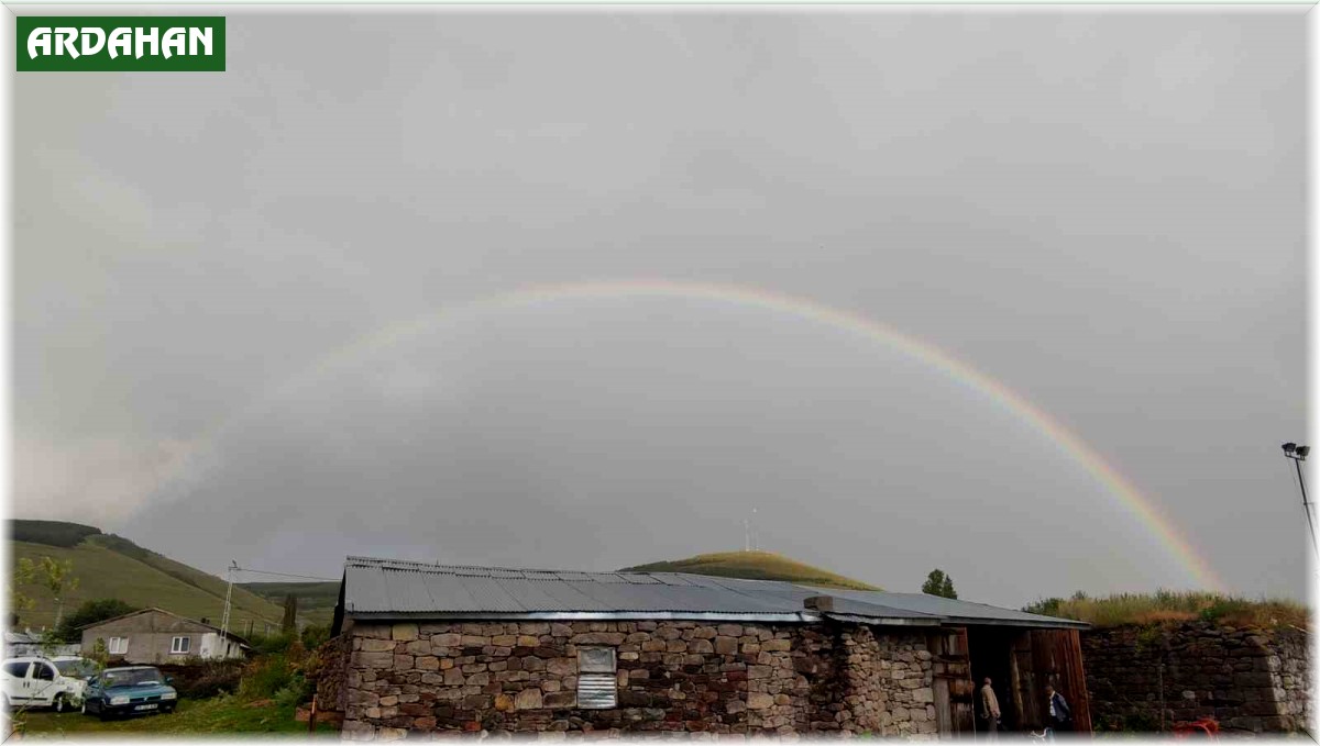 Ardahan'da sağanak sonrası gökkuşağı